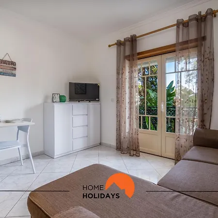 Διαμέρισμα #230 A Flor Flat By Holidays