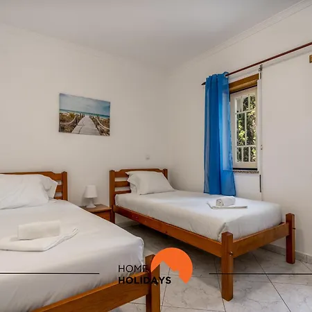 Διαμέρισμα #230 A Flor Flat By Holidays