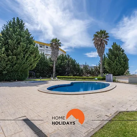 #230 A Flor Flat By Holidays Διαμέρισμα *