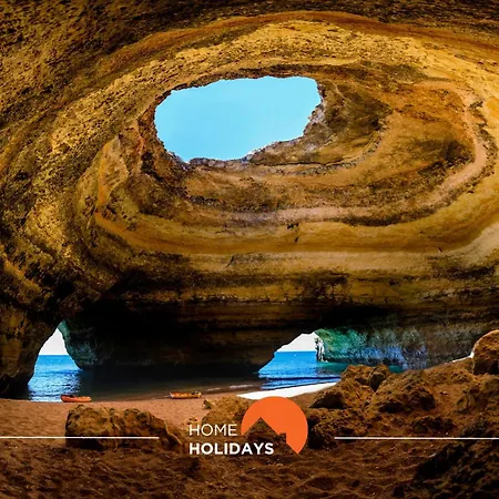 #230 A Flor Flat By Holidays *